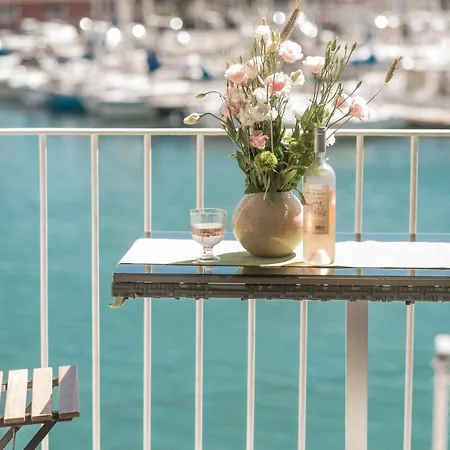 Apartment Marinca Port View Toulon