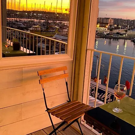 Marinca Port View Toulon