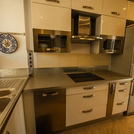 Marinca Port View Apartment *