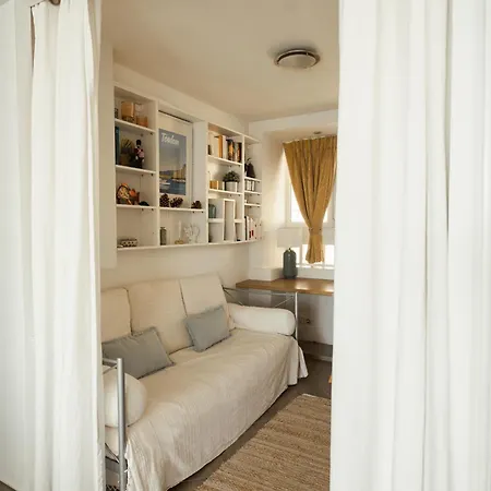 Marinca Port View * Toulon